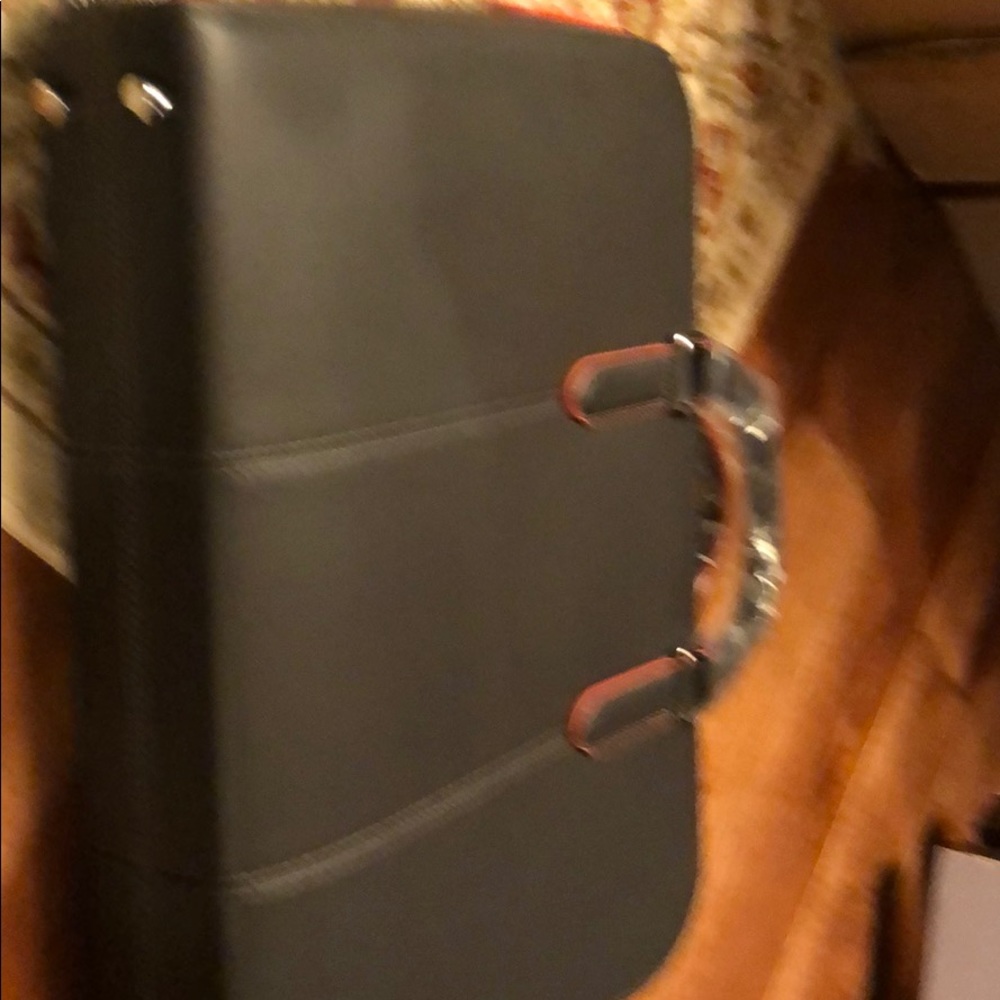 Men’s New Attaché Case with zipper and strap